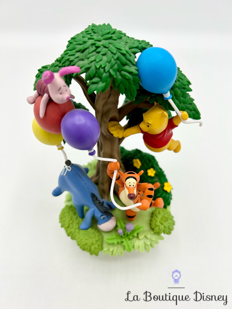 figurine-winnie-the-pooh-dstage-beast-kingdom-disney-scene-fete-ballons (5)