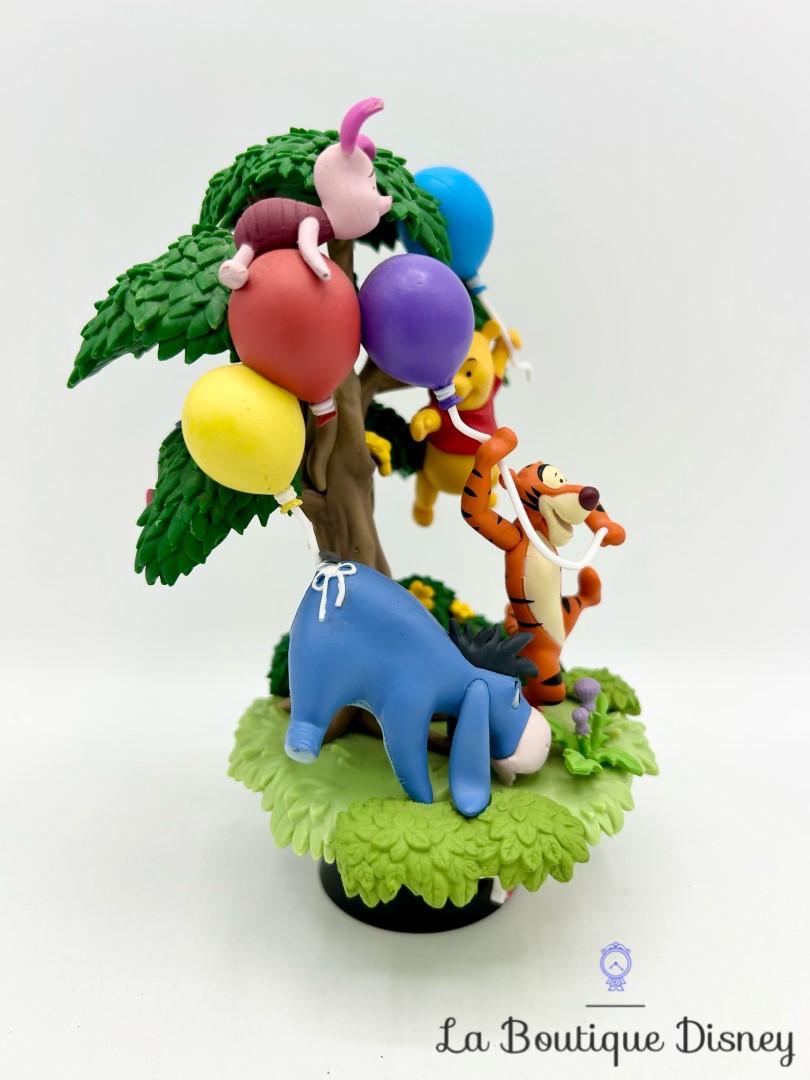 figurine-winnie-the-pooh-dstage-beast-kingdom-disney-scene-fete-ballons (2)
