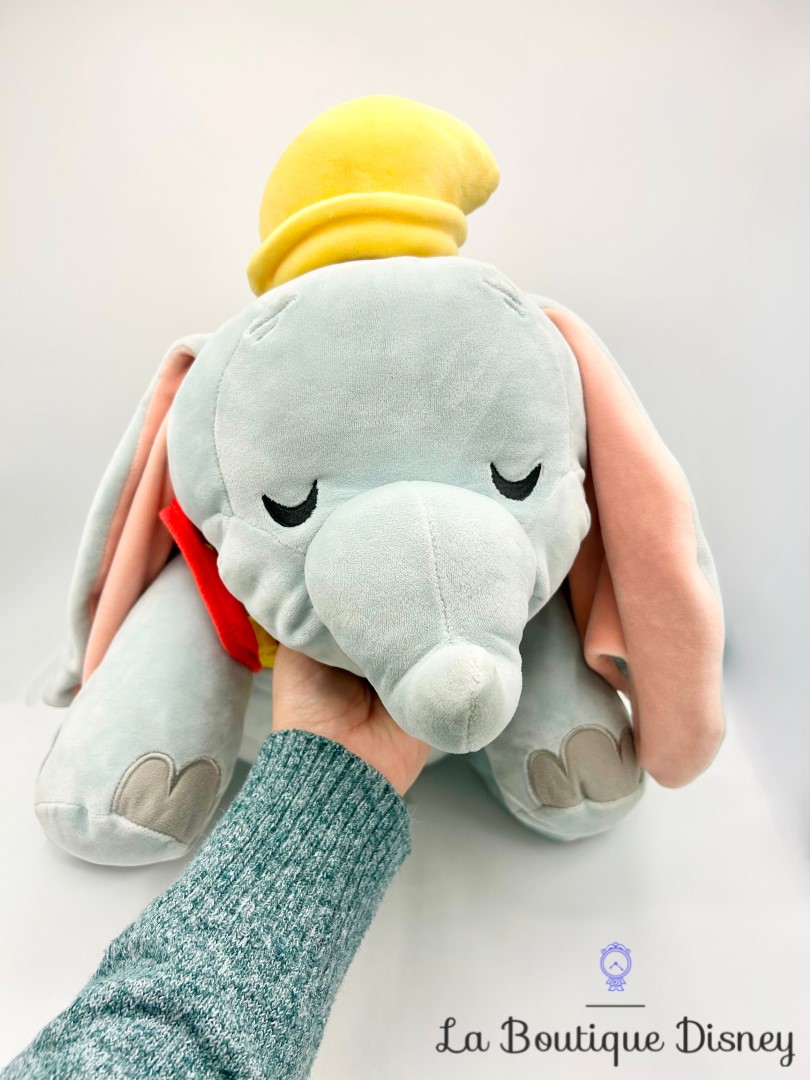 peluche-dumbo-cuddleez-disney-store-couche-dort-elephant-gris (7)