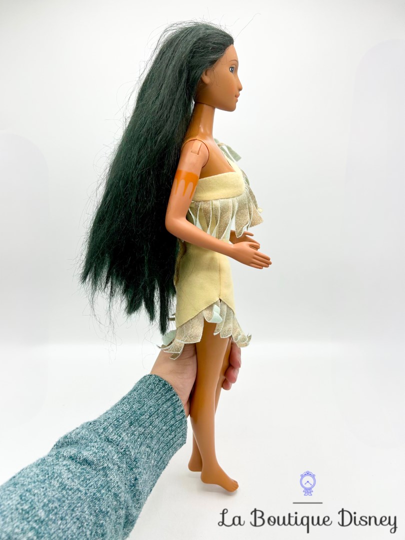 poupée-pocahontas-bead-to-prett-xxl-disney-mattel-1976-1995-vintage-grand-format-taille (7)