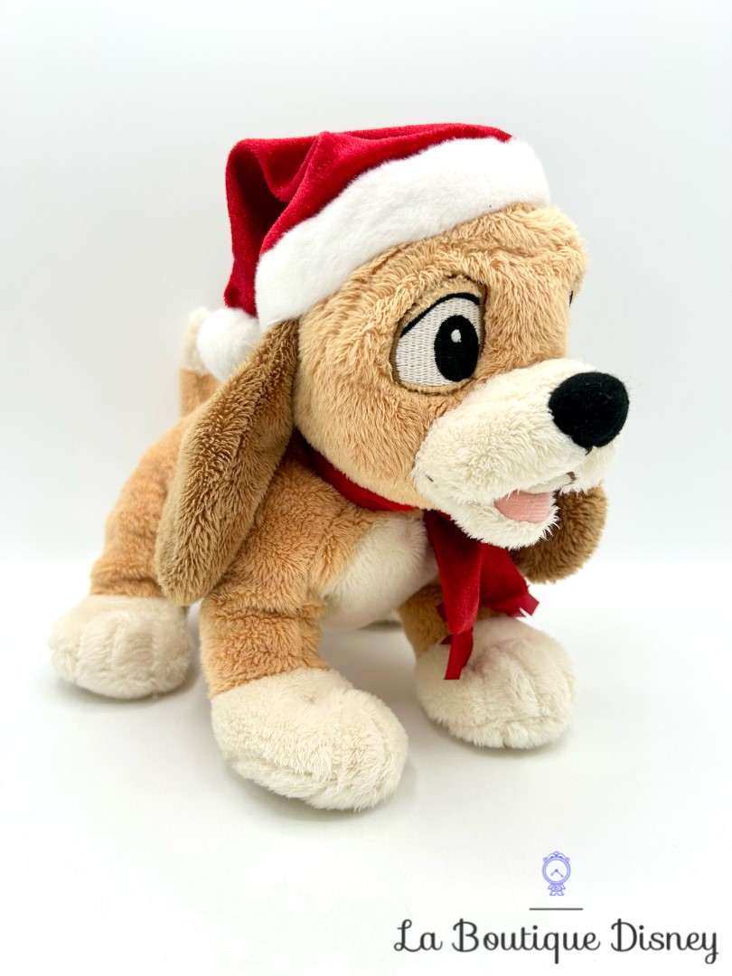 peluche-rouky-noel-disneyland-paris-disney-rox-et-rouky-chiens-bonnet (11)