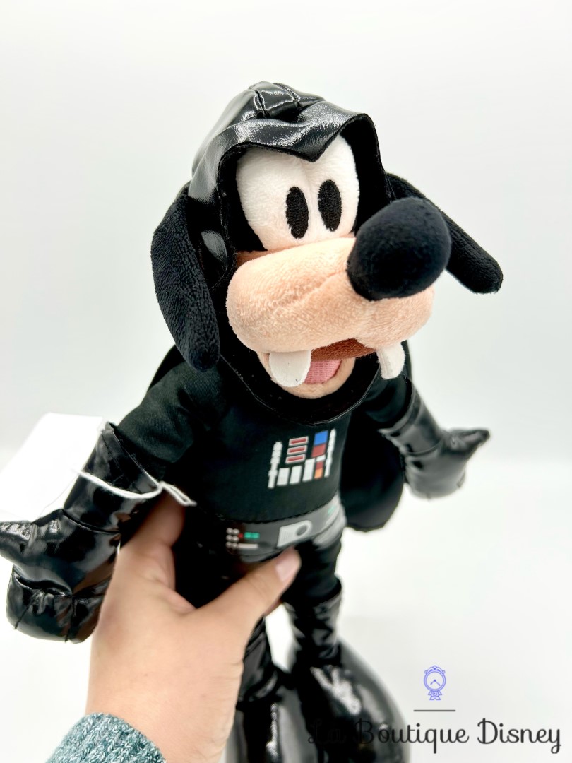peluche-dingo-dark-vador-disneyland-disney-star-wars (1)