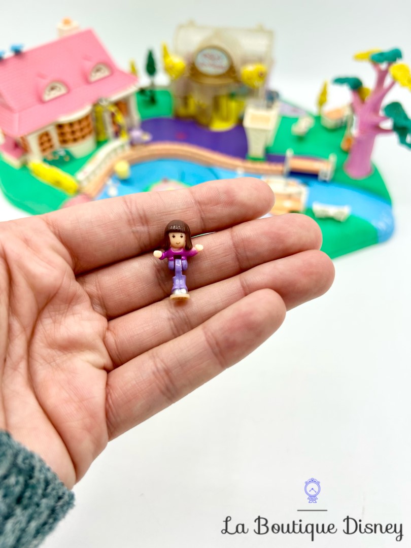 Polly Pocket Bluebird 1996 Pollys Boutique village maison personnage