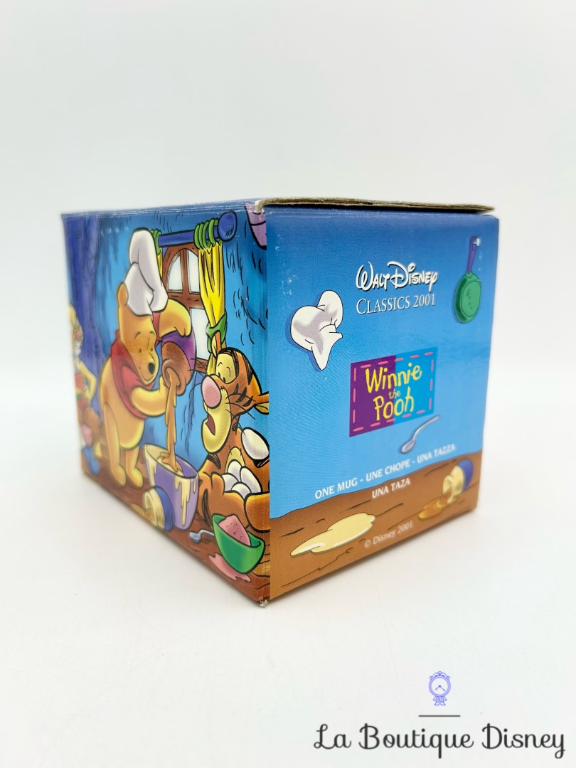 Tasse scène Winnie lourson Disney Store Classics 2001 mug scène film gâteau miel cuisine