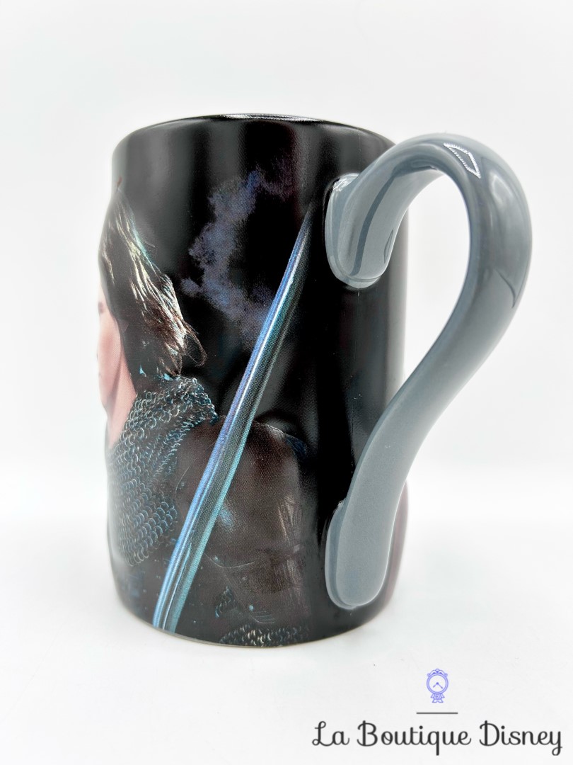 tasse-le-monde-de-narnia-prince-caspian-disney-store-mug-film (3)