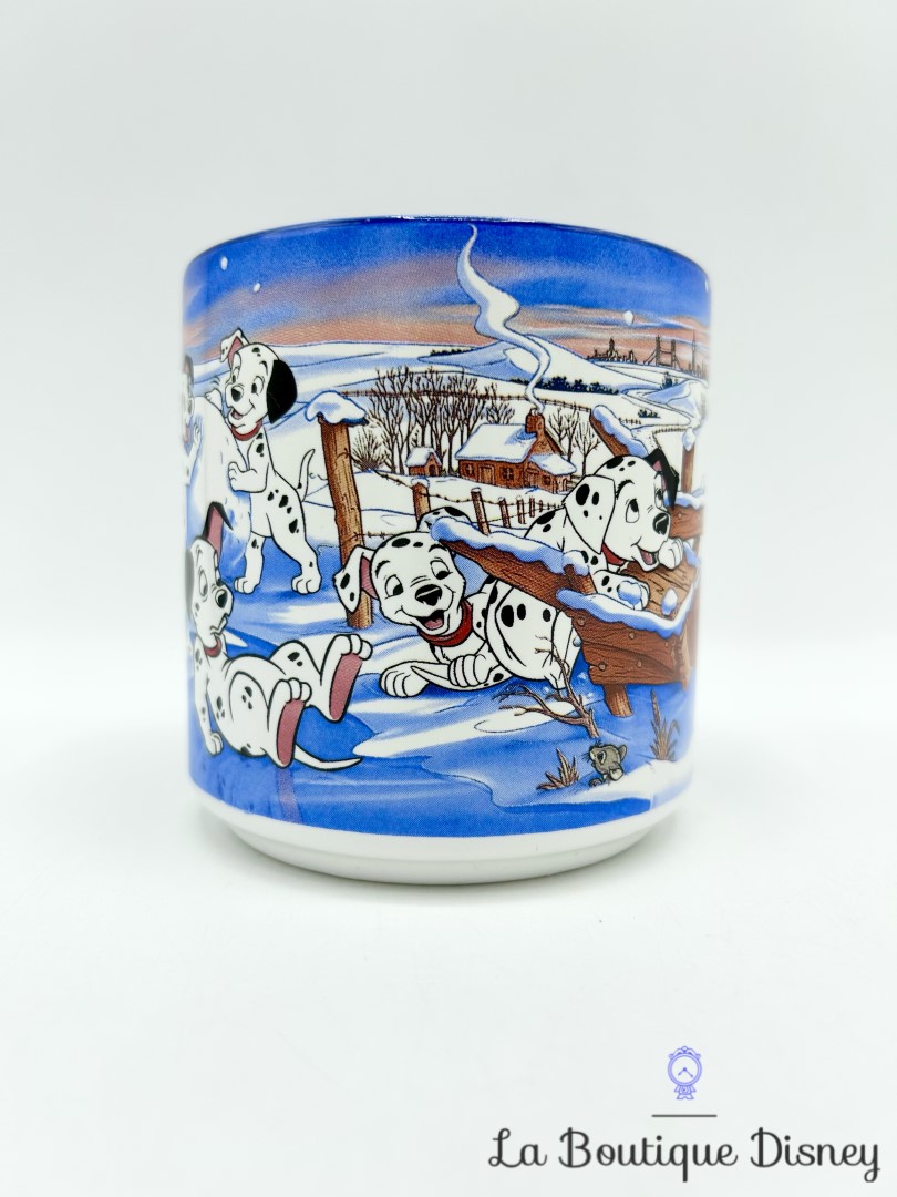 tasse-scène-les-101-dalmatiens-disney-england-mug-scène-film-bleu-champ-neige (5)