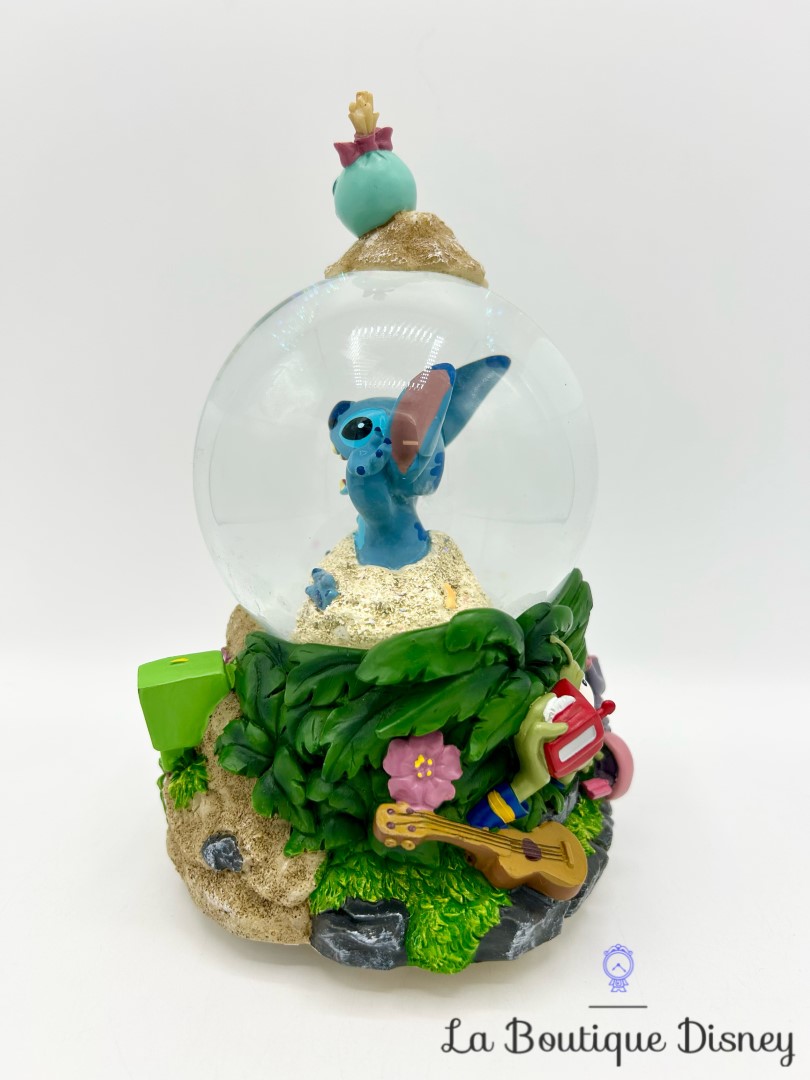 boule-a-neige-stitch-souillon-disneytland-snow-globe-disney-plage-sable (6)