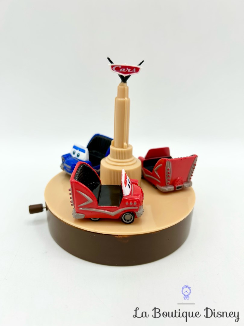 Figurines Cars Road Trip Donald Mickeys Magische Jaar Disneyland Paris 2009 beetosee parc attraction