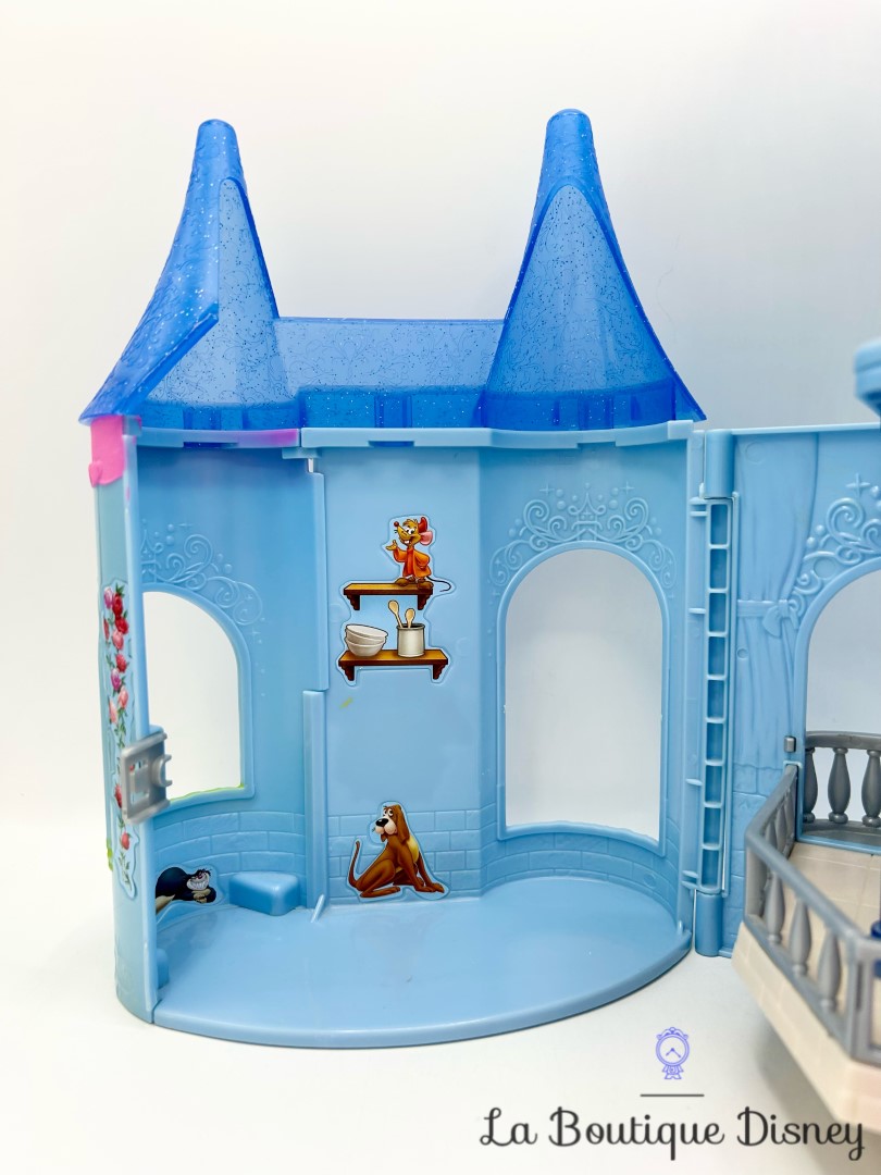 Château Magiclip Cendrillon Fairytale Castle Disney Princess Mattel 2011 figurine polly clip