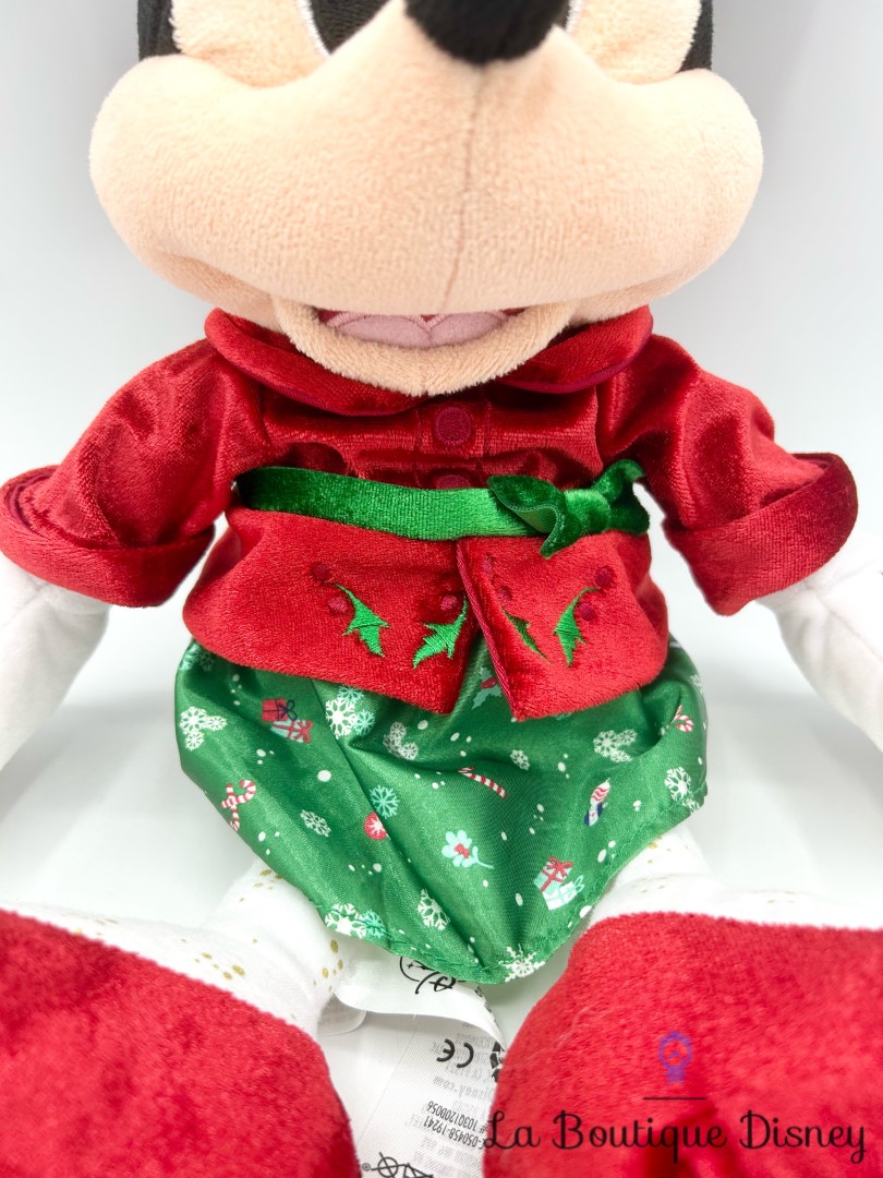 peluche-minnie-mouse-noel-disney-store-2019-rouge-vert (3)