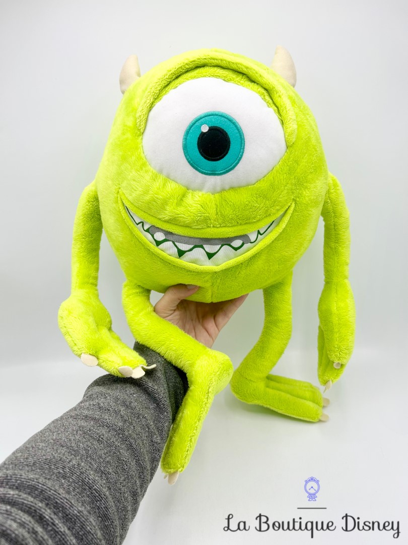 peluche-bob-razowski-xxl-disney-monstres-et-cie-vert-grand-format-taille (1)