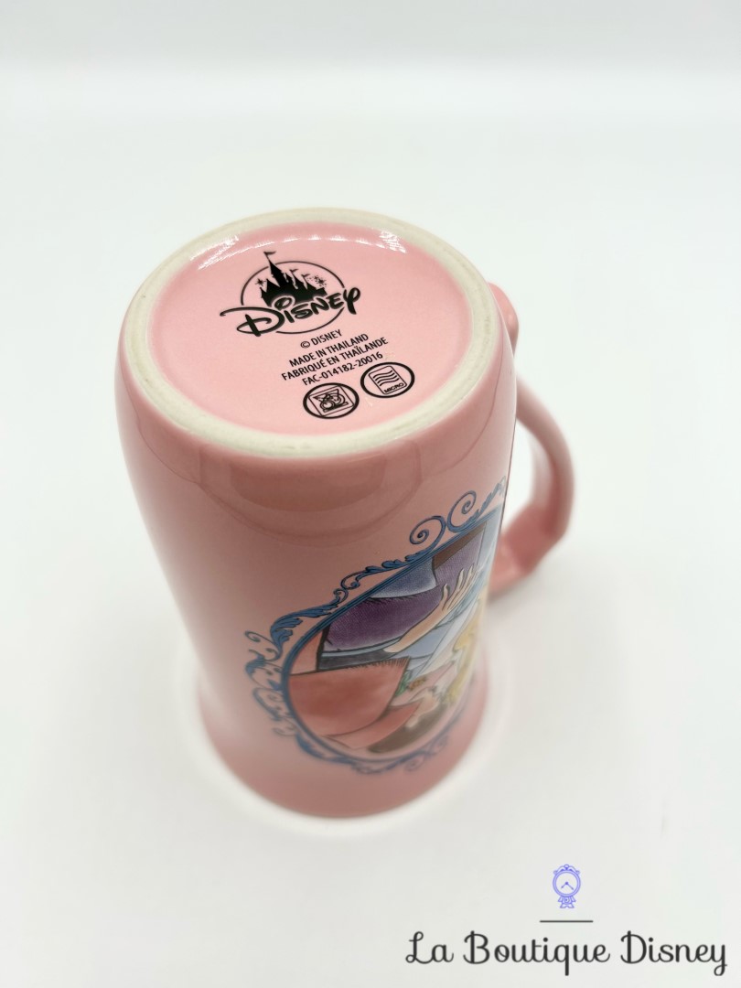 tasse-aurore-dreaming-happily-ever-after-disney-store-mug-rose-la-belle-au-bois-dormant (5)