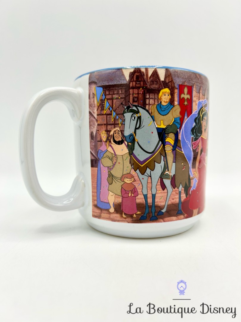 tasse-scène-le-bossu-de-notre-dame-disney-theme-parks-reesorts-huncchback-mug-scene-film (5)