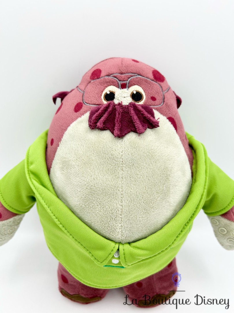 peluche-don-carlton-monstres-academy-disney-store-écusson-monsters-university (5)