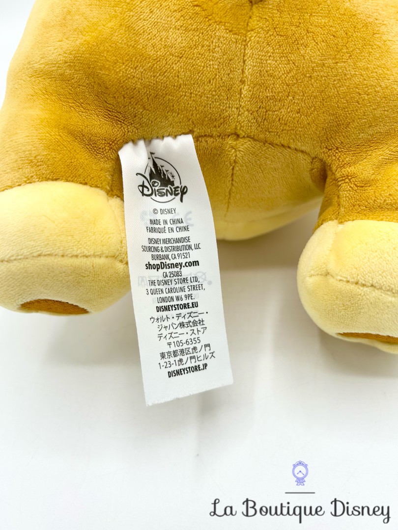 peluche-simba-moyen-cuddleez-disney-store-le-roi-lion-dort-couché (5)
