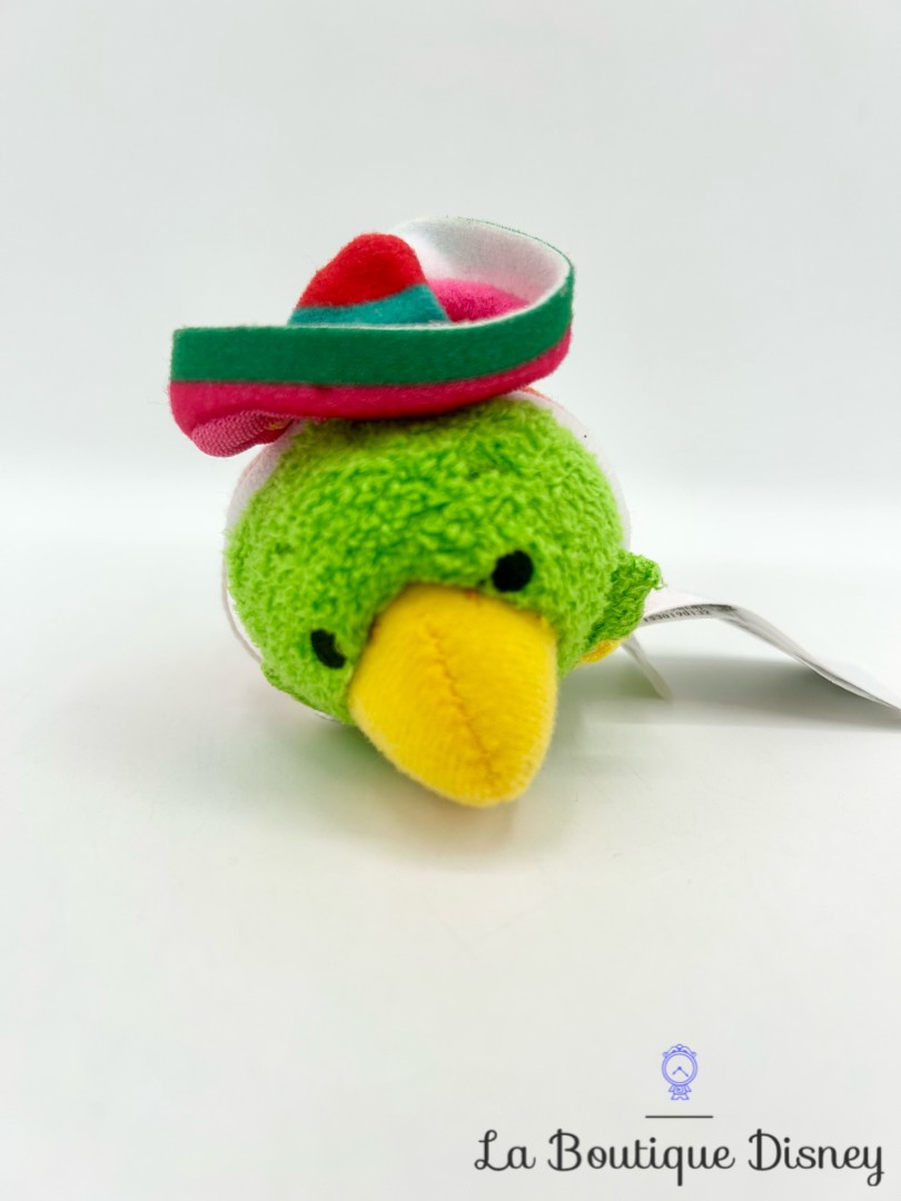 Peluche Tsum Tsum José Carioca Calendrier de lAvent 2018 Disney Parks Les Trois Caballeros perroquet vert