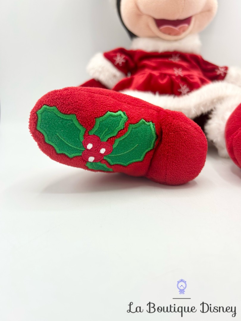 peluche-minnie-mouse-noel-disneyland-disney-robe-rouge (7)