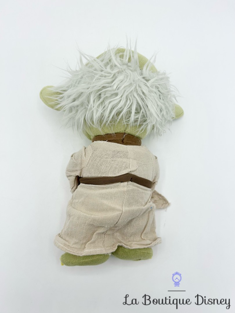Peluche Yoda Disney Parks 2017 Star Wars Maitre Jedi vert 28 cm