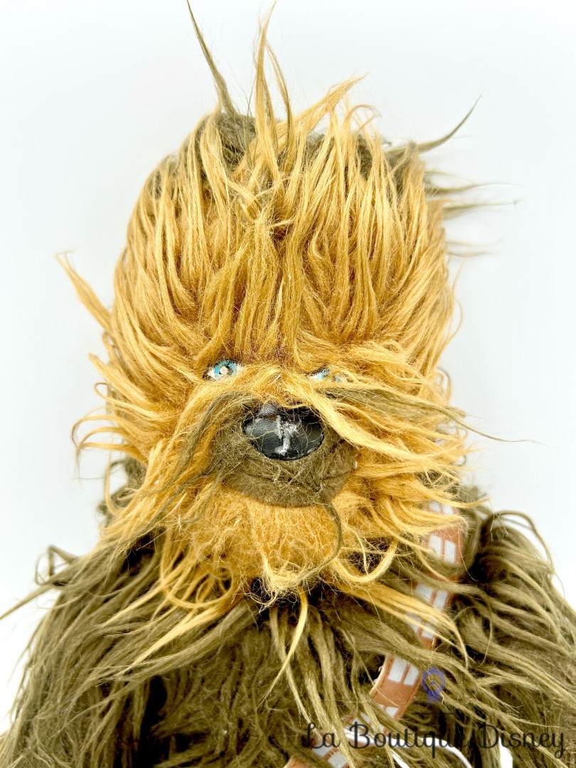 peluche-chewbacca-star-wars-disneyland-disney-monstre-marron-poils (2)