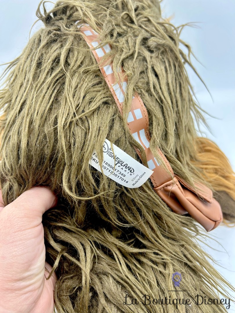 peluche-chewbacca-star-wars-disneyland-disney-monstre-marron-poils (4)