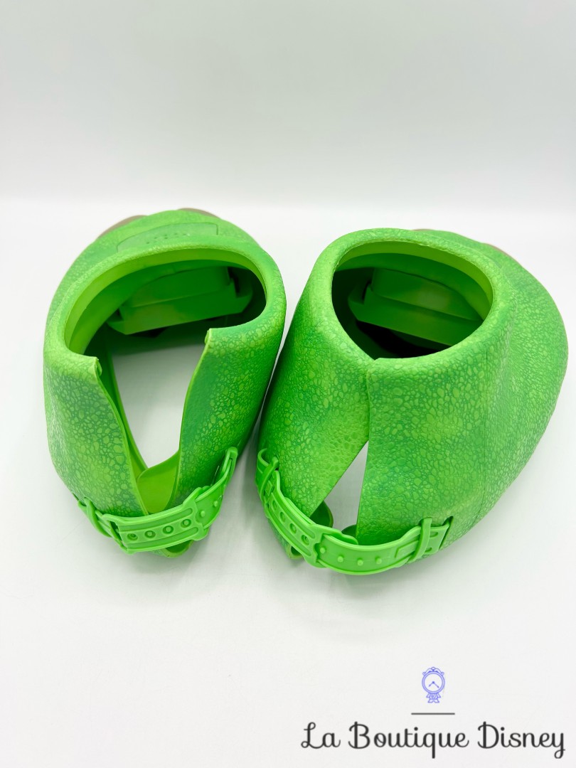 Jouet Dino Feet pieds Arlo Disney Store 2015 chaussures dinosaure vert sonores