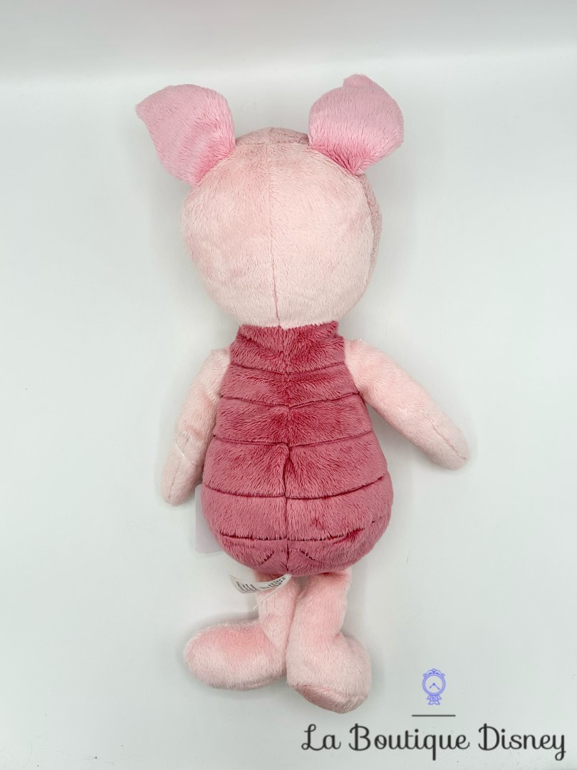 peluche-porcinet-disney-store-écusson-cocohon-rose-winnie-ourson (7)