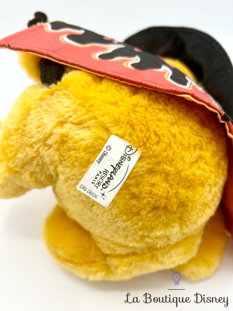 peluche-winnie-ourson-halloween-feu-flammes-disneyland-disney (4)