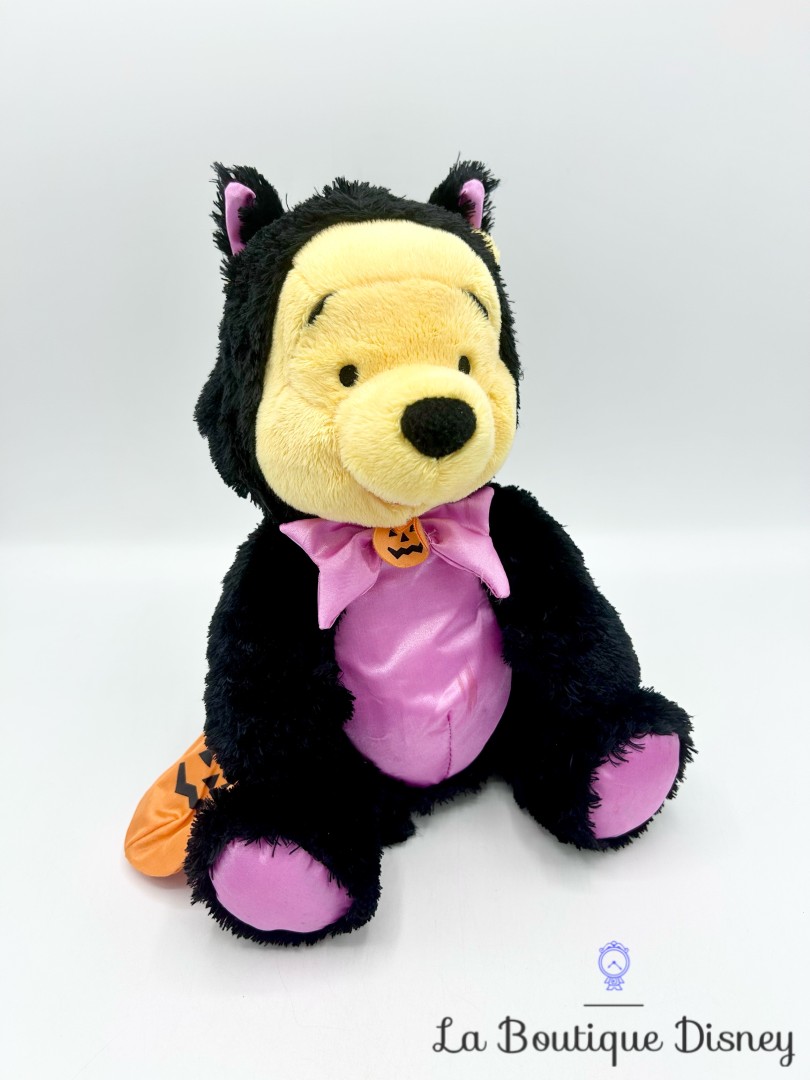 peluche-winnie-ourson-halloween-chat-noir-disneyland-disney-citrouille (1)