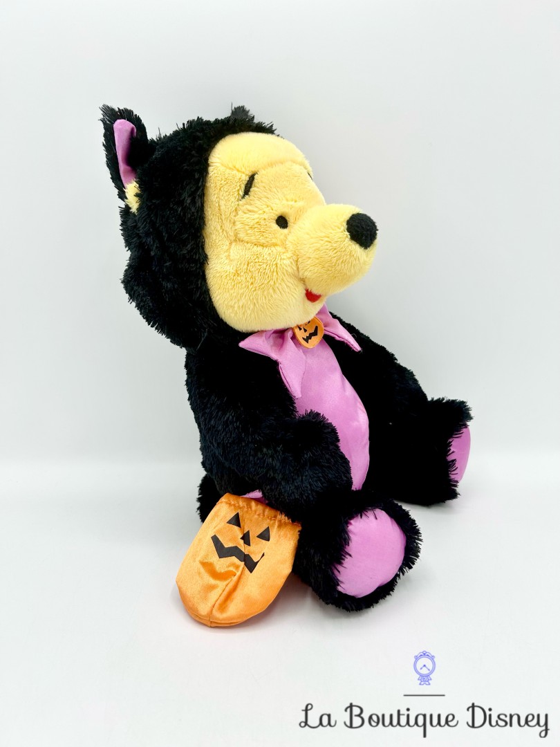 peluche-winnie-ourson-halloween-chat-noir-disneyland-disney-citrouille (6)