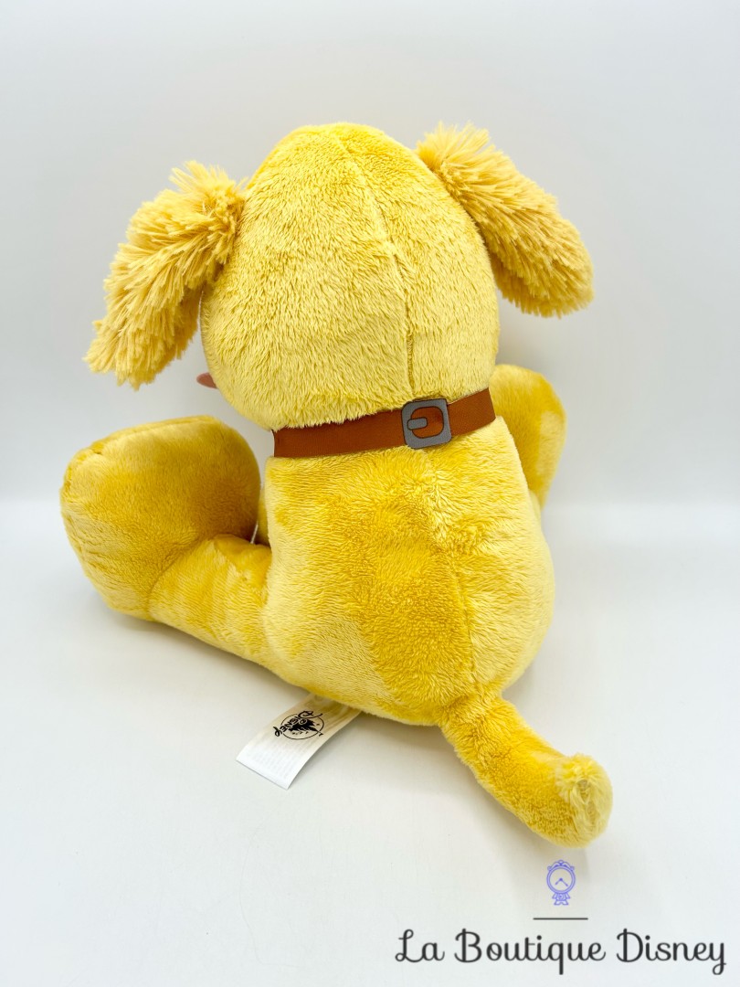 peluche-doug-big-feet-disney-parks-disneyland-chien-la-haut (6)