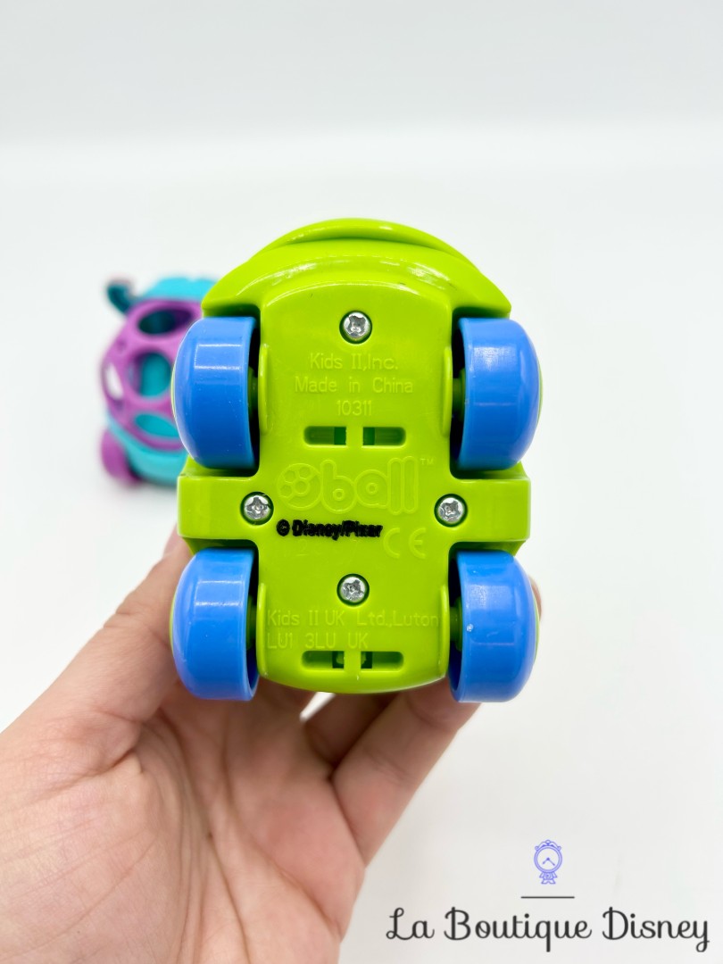 jouet-voitures-sulli-bob-monstres-cie-oball-disney-friction (6)