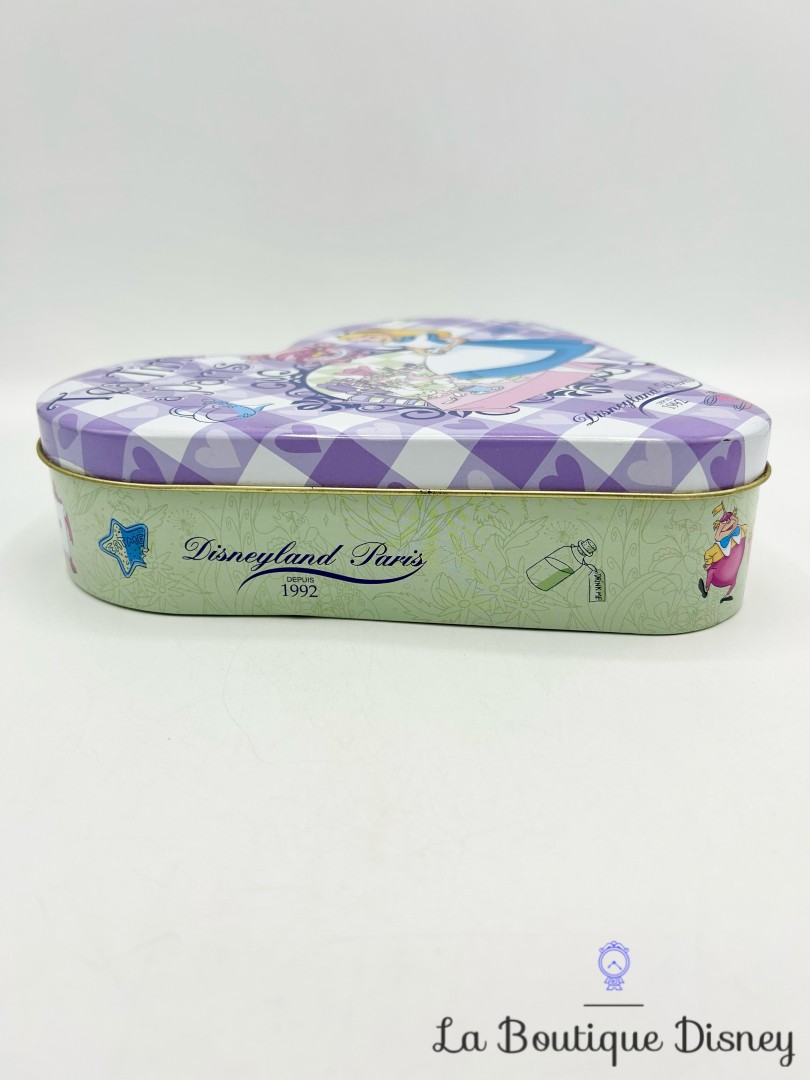 boite-metal-alice-au-pays-des-merveilles-coeur-tea-time-paris-disneyland (6)