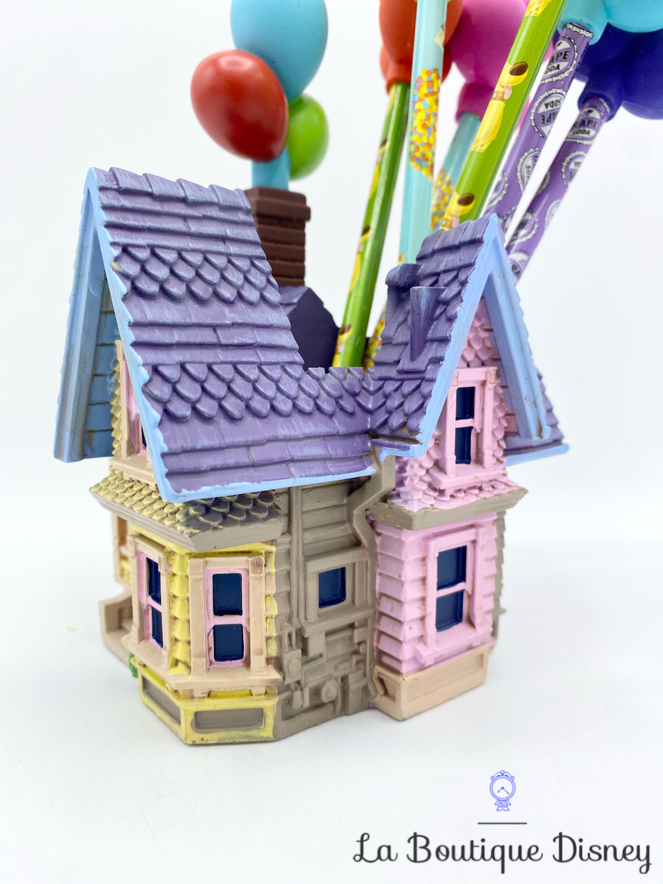 pot-crayons-maison-la-haut-ballons-disney-store-résine-5