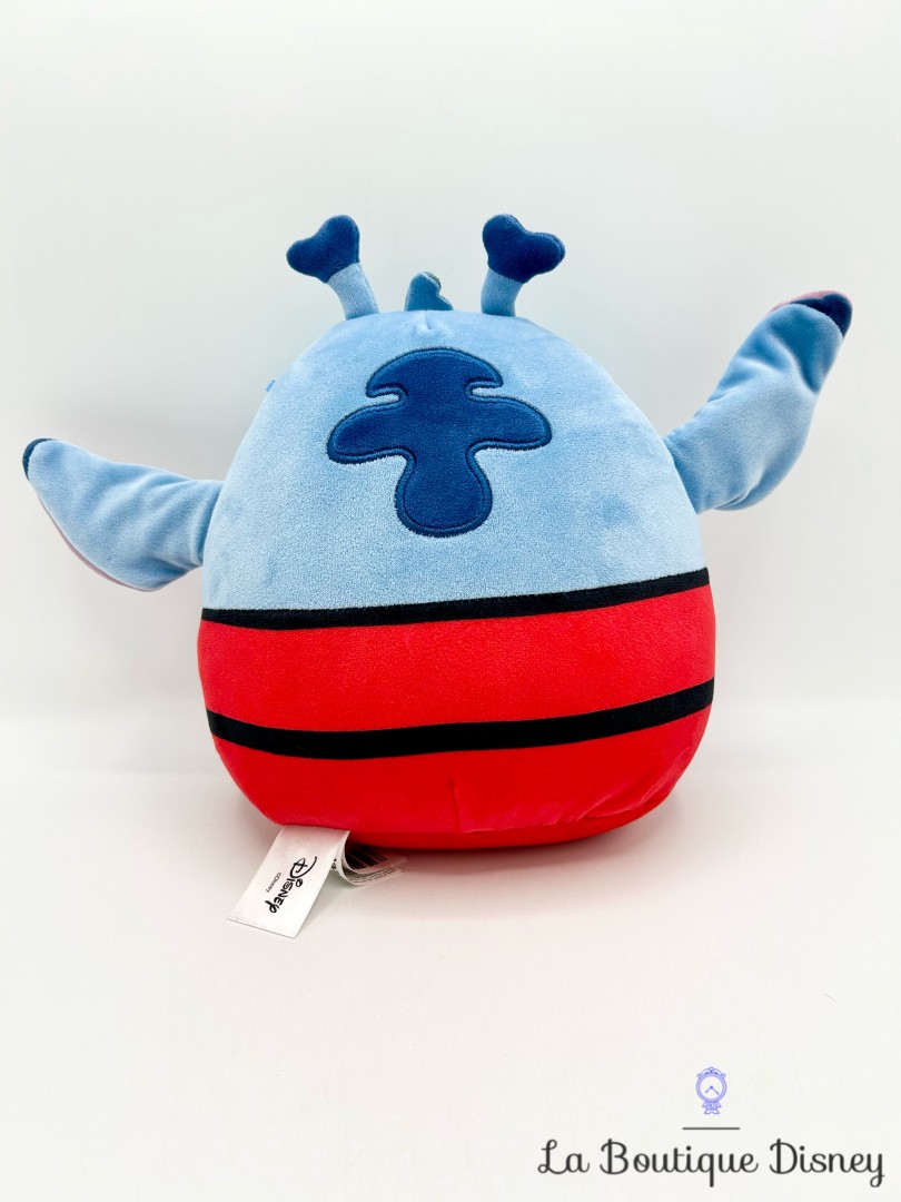 peluche-stitch-experience-626-squishmallows-disney-combinaison-rouge (5)