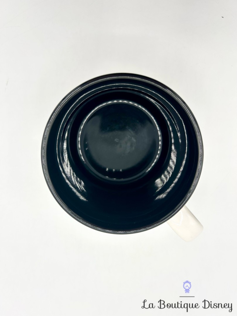 tasse-scene-mickey-steamboat-willie-disney-england-mug-scene-film-bateau-noir-blanc (6)