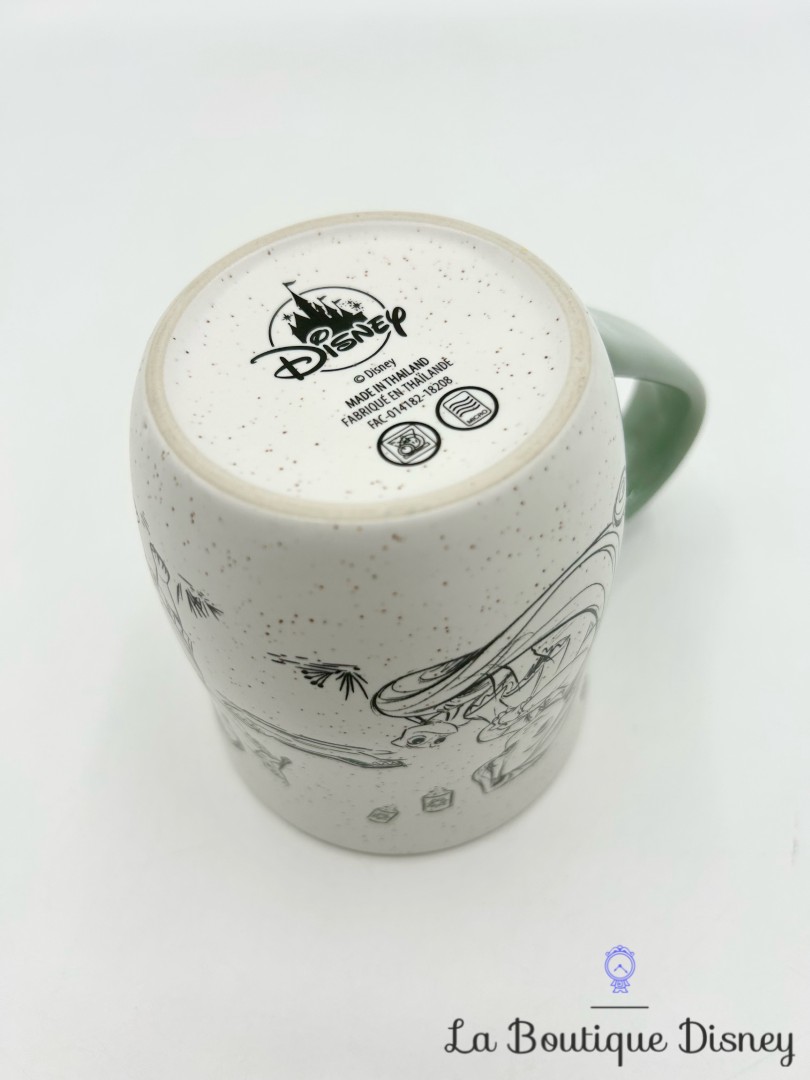 tasse-princesses-animators-collection-dsiney-store-mug-croquis-enfant-blanche-neige-raiponce-pocahontas (6)