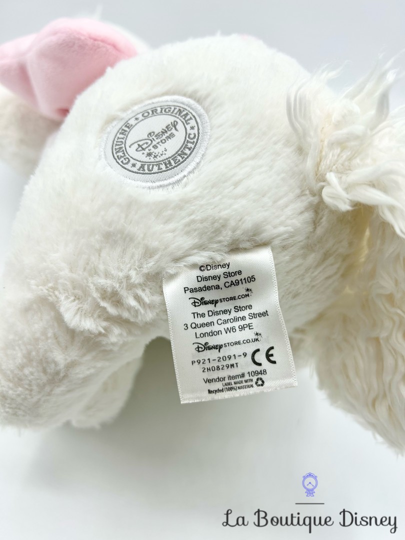 peluche-marie-les-aristochats-disney-store-écusson-chat-blanc (1)