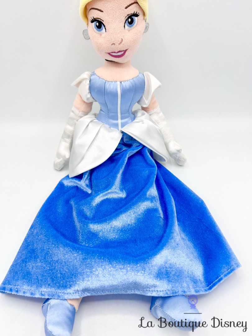 poupée-chiffon-cendrillon-disney-store-peluche-princesse-bleu (5)