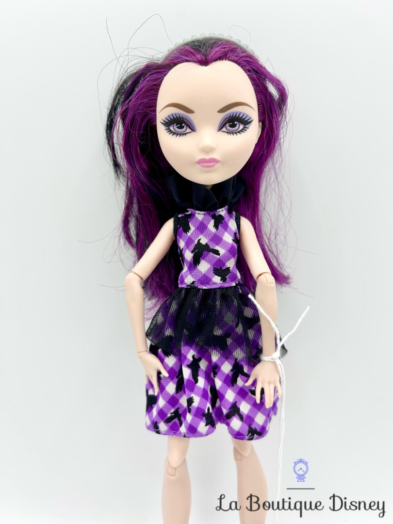 Poupée Ever After High Raven Queen Enchanted Picnic noir violet 28 cm