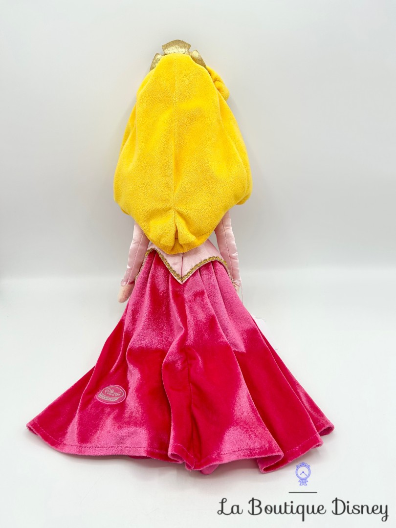 poupée-chiffon-aurore-la-belle-au-bois-dormant-disney-store-exclusive-peluche-princesse-rose (1)