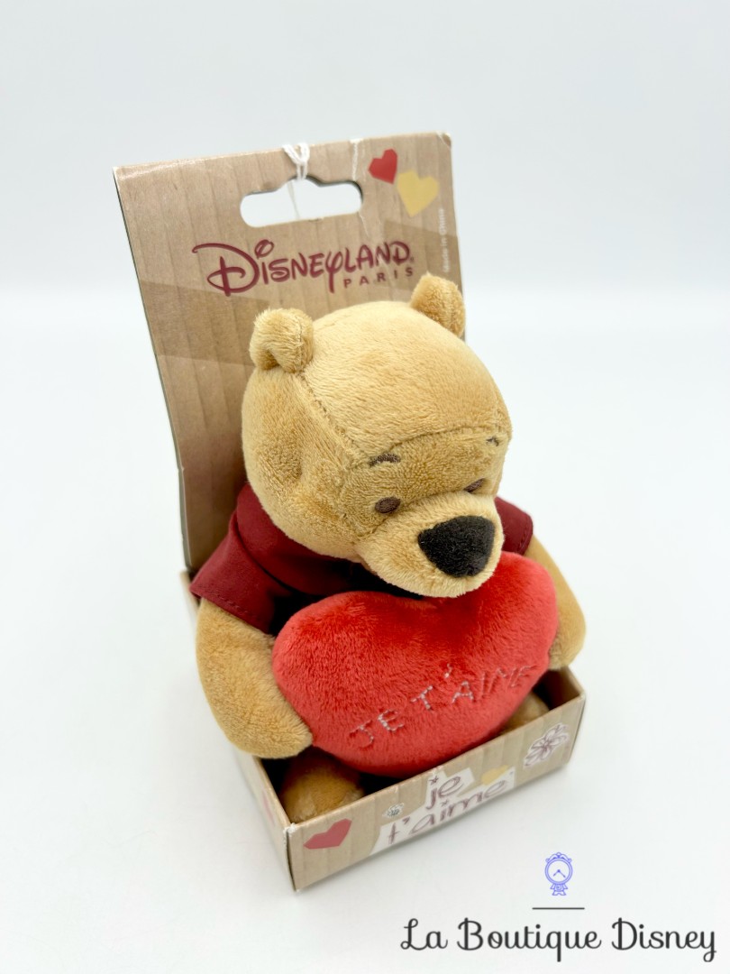 peluche-winnie-ourson-je-taime-disneyland-disney-coeur-rouge (4)
