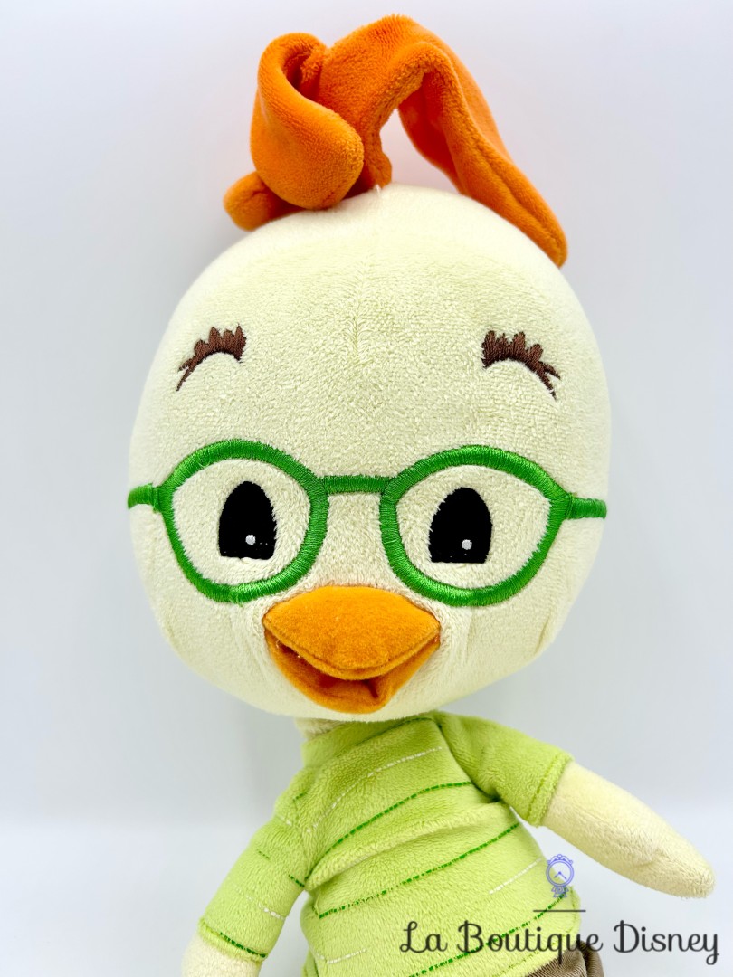 peluche-chicken-little-disney-store-écusson-poule-lunettes (4)