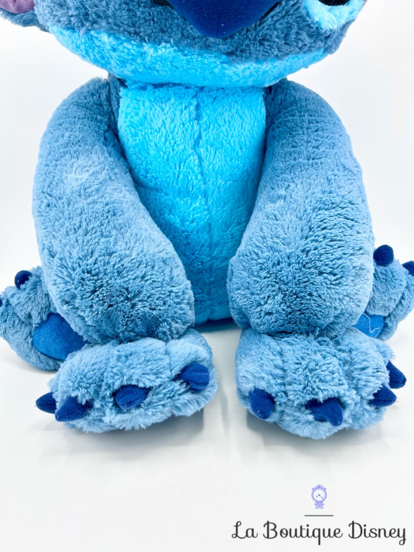 peluche-stitch-xxl-disney-store-monstre-bleu-grand-format-taille-50-cm (4)