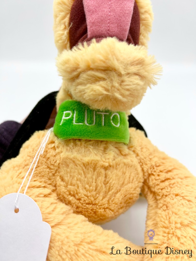 peluche-pluto-disney-parks-disneyland-chien-jaune (1)