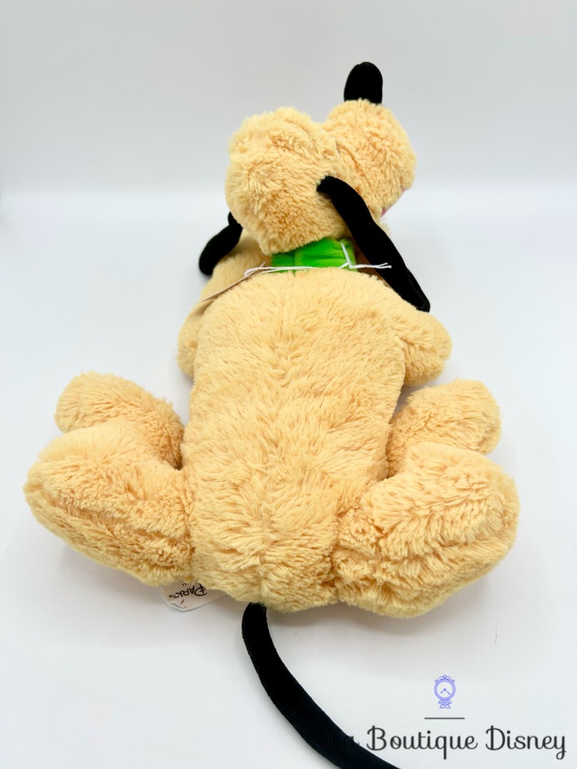 peluche-pluto-disney-parks-disneyland-chien-jaune (6)