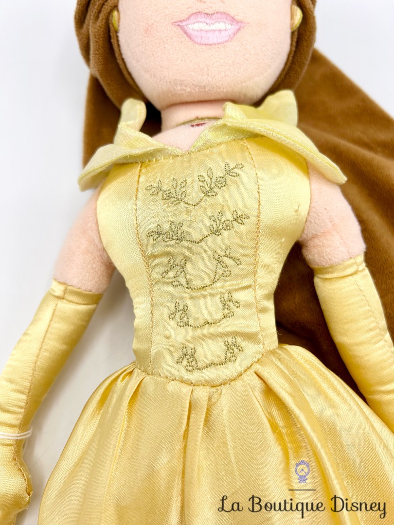 Poupée chiffon Belle La Belle et la Bête Disney Store 2012 peluche princesse robe velours jaune Poupée chiffon Belle La Belle et la Bête Disney Store 2012 peluche princesse robe velours jaune