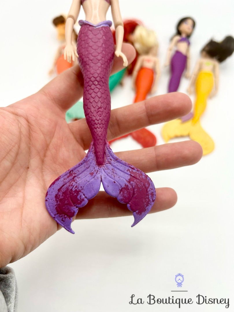 mini-poupées-ariel-et-ses-soeurs-la-petite-sirene-disney-store-20-cm (8)