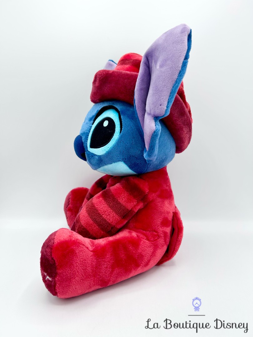 peluche-stitch-noel-disney-store-2020-pyjama-rouge (1)