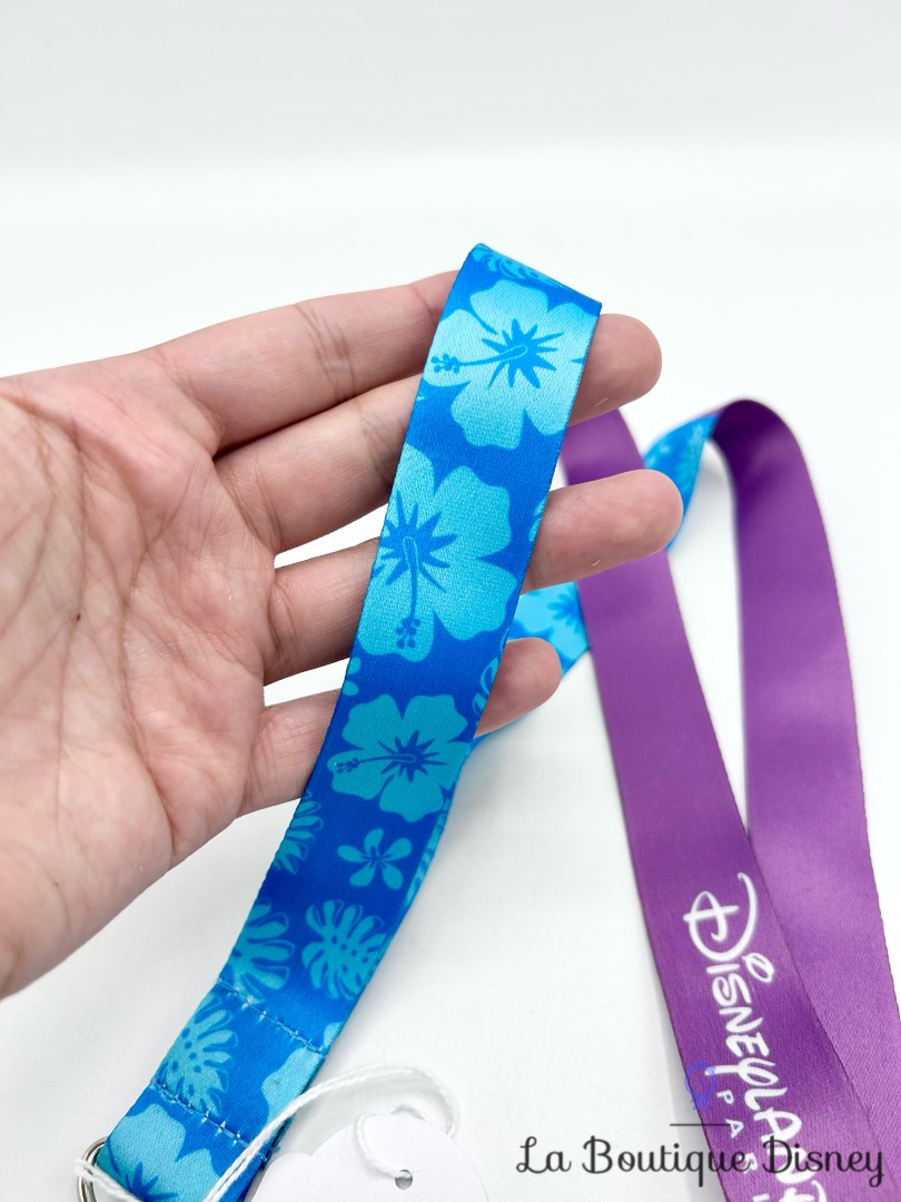 laniere-pins-stitch-disneyland-disney-cordon-tour-de-cou-bleu-violet-feuilles (5)