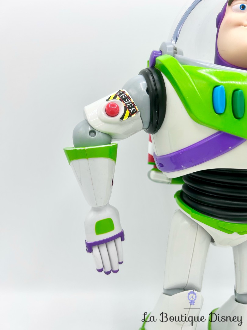 jouet-figurine-buzz-éclair-signature-collection-disney-thinkway-toy-story-de-luxe-francais (6)